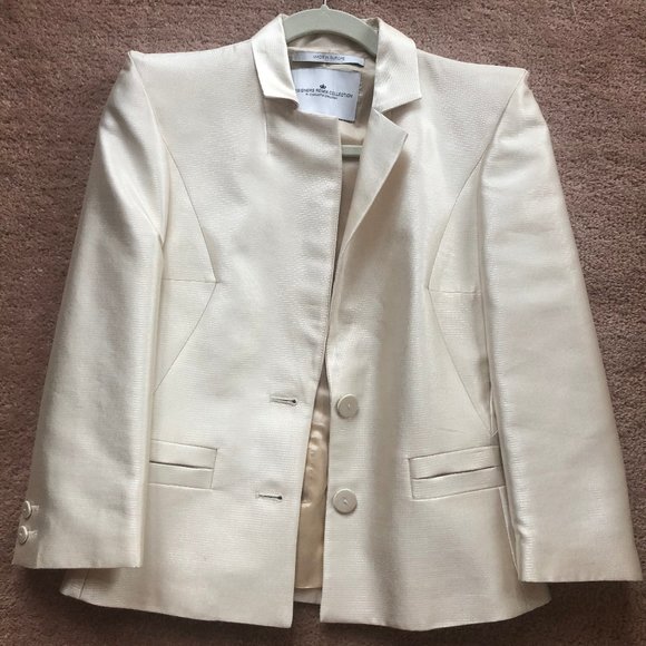 Designers Remix Collection Blazer. Cream colored. Size 34/US size 2. - Picture 1 of 4